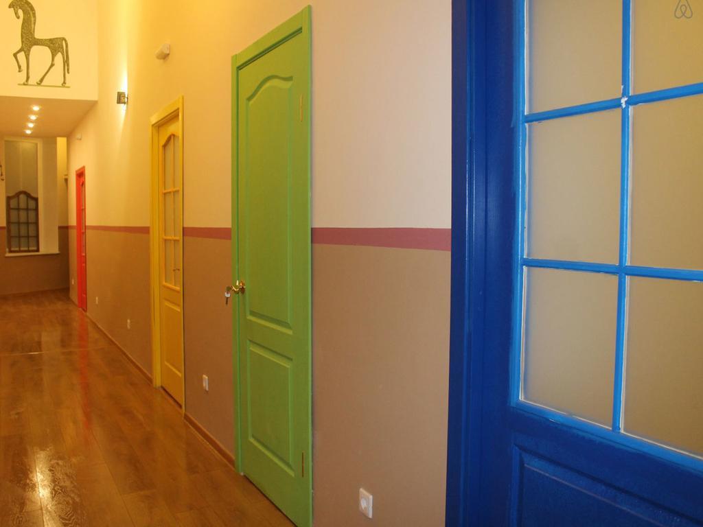 Centro Комнаты И Аппартаменты Hostel Odessa Ngoại thất bức ảnh