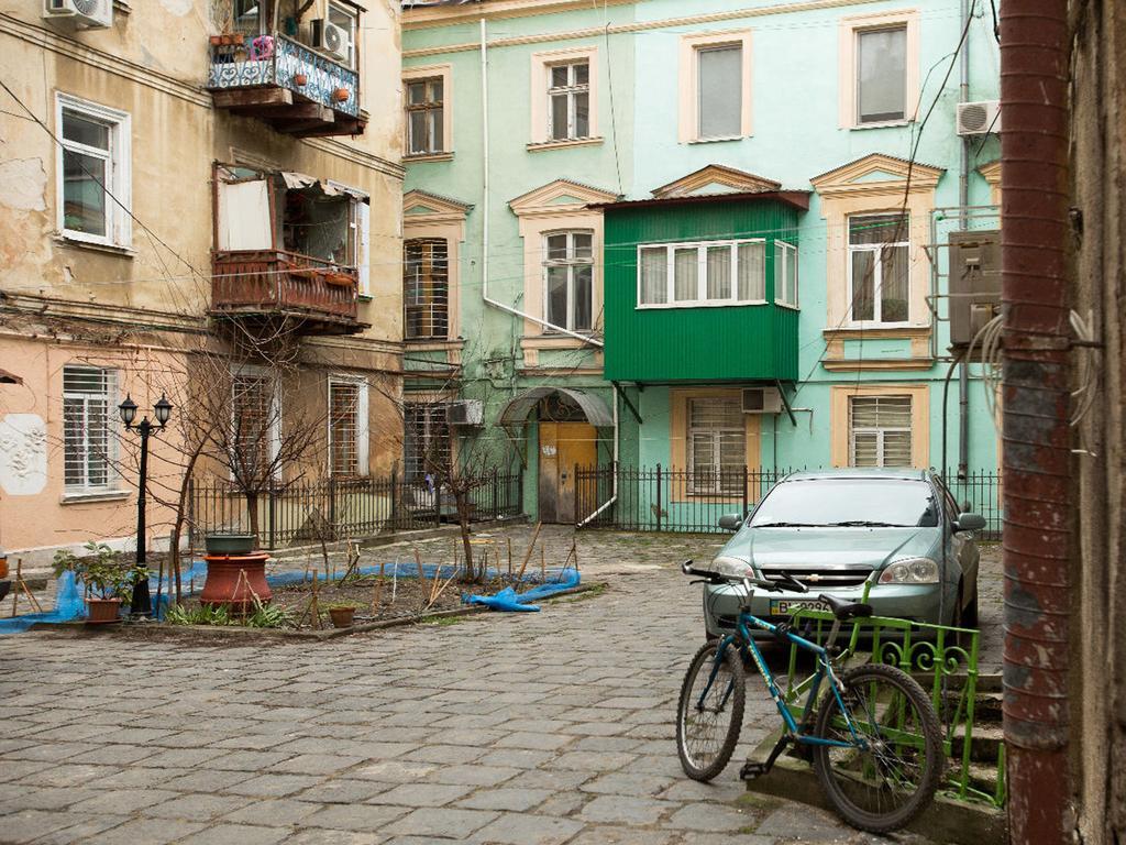 Centro Комнаты И Аппартаменты Hostel Odessa Ngoại thất bức ảnh