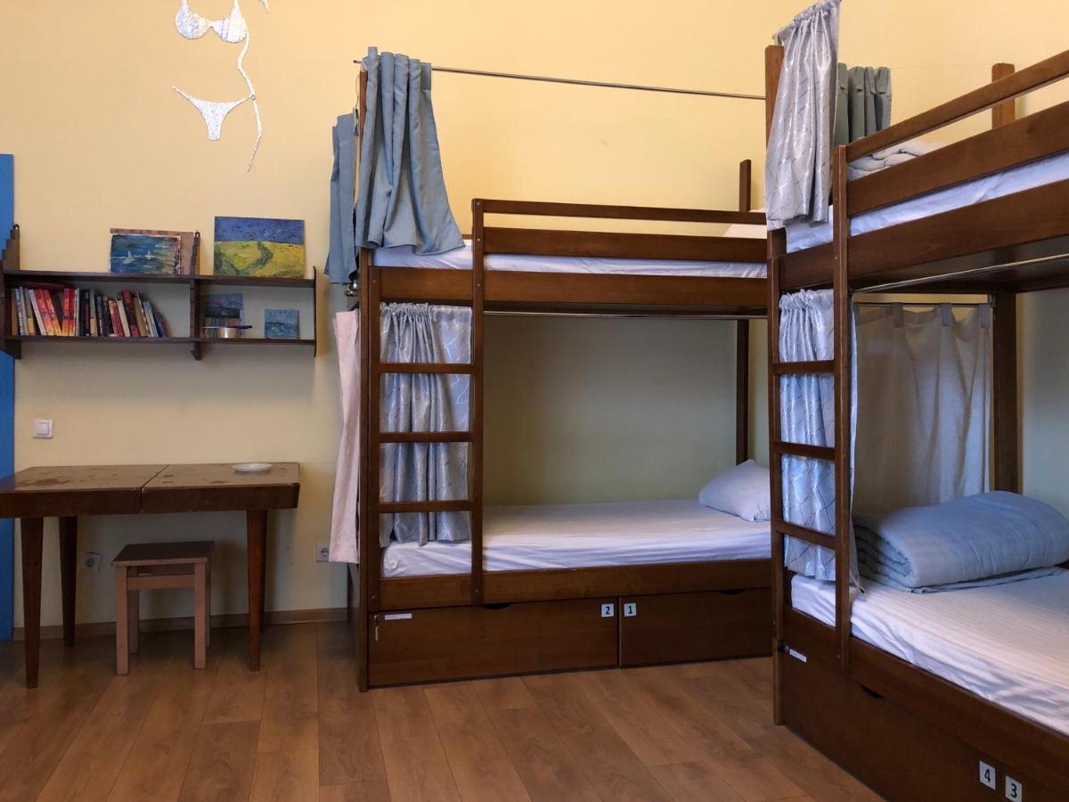 Centro Комнаты И Аппартаменты Hostel Odessa Ngoại thất bức ảnh